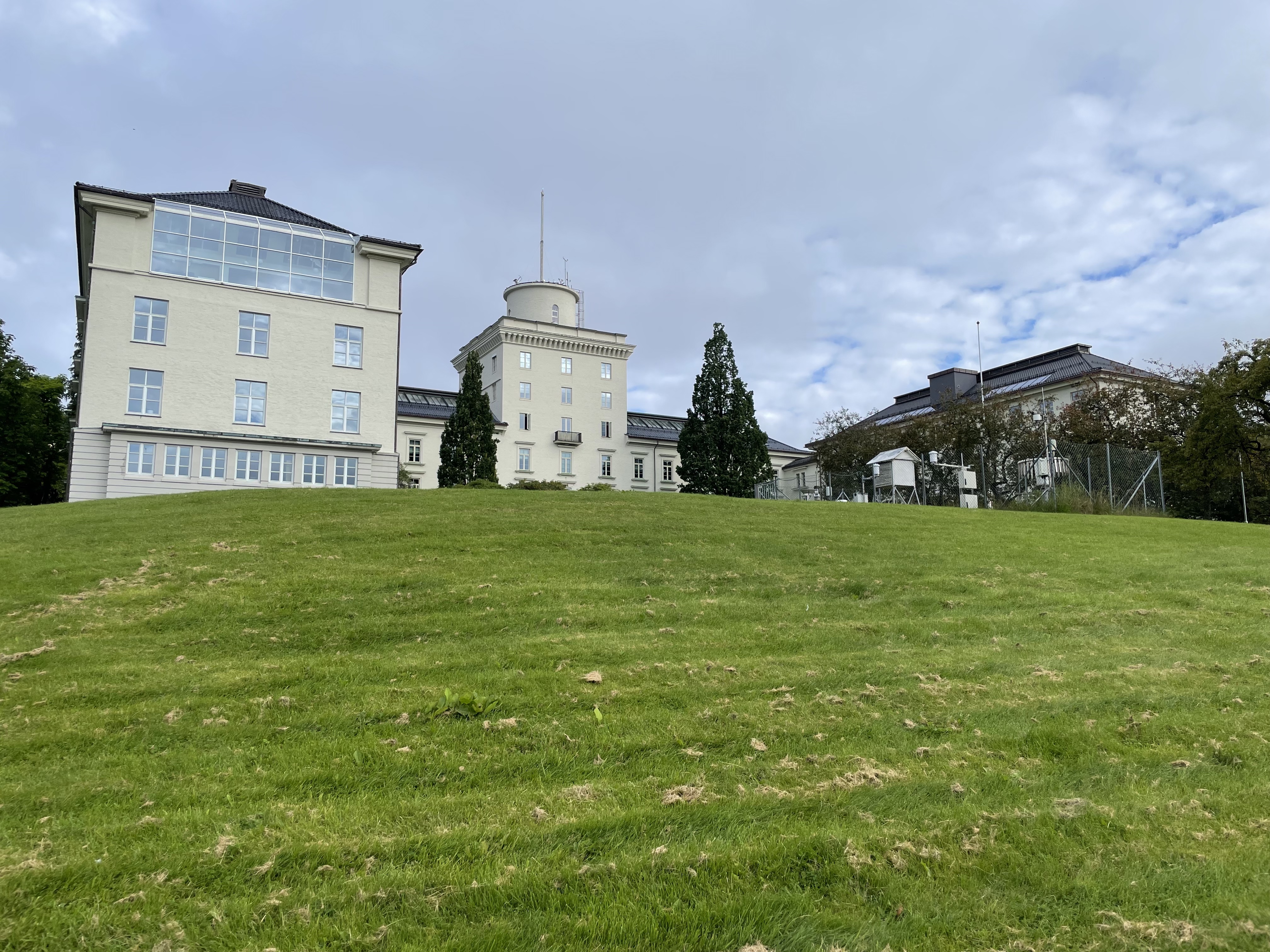 The University of Bergen Geophysical Institue, where the Bjerknes School of Meteorology was located.